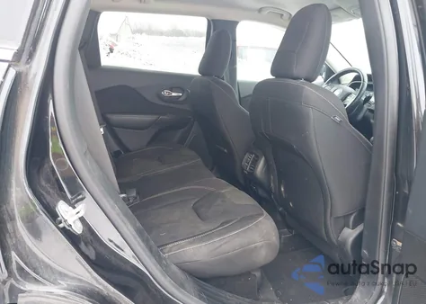 2015 Jeep Cherokee Latitude z USA, uszkodzony, nr VIN 1C4PJMCSXFW538663